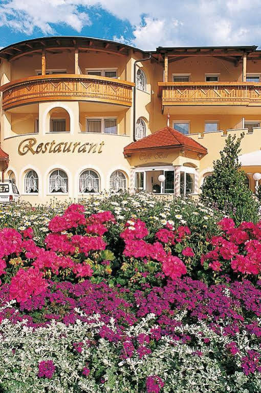 Hotel Maria Theresia Силандро Екстериор снимка